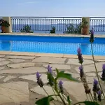 Anna- A Slice Of Heaven. * Πόρτο Χέλι
