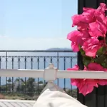 Anna- A Slice Of Heaven. * Πόρτο Χέλι