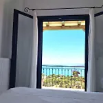 Anna- A Slice Of Heaven. * Πόρτο Χέλι