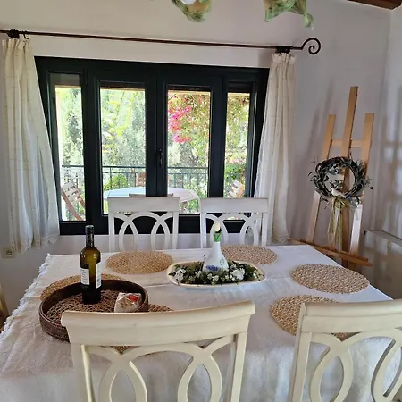 Anna- A Slice Of Heaven. *