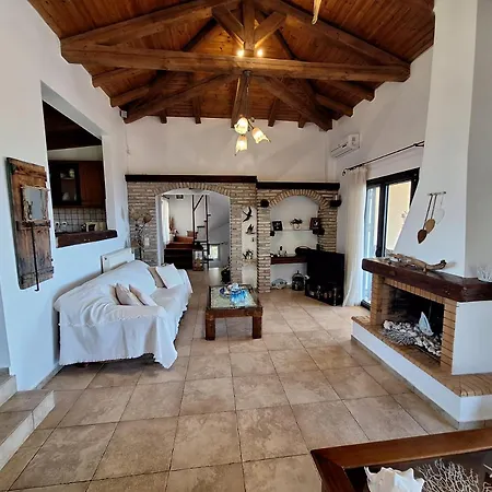 Anna- A Slice Of Heaven.