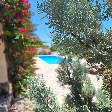 Villa Anna- A Slice Of Heaven. *