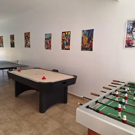 Anna- A Slice Of Heaven.