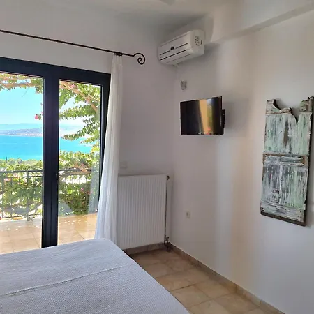 Villa Anna- A Slice Of Heaven. *