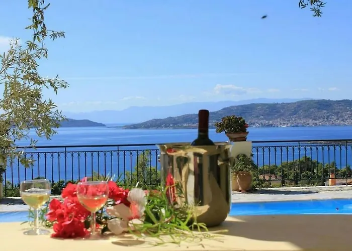 Anna- A Slice Of Heaven. * פורטו הלי