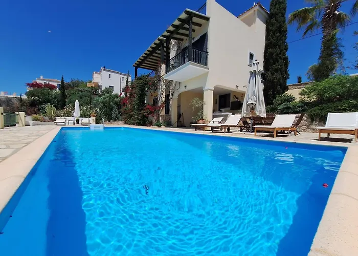 Anna- A Slice Of Heaven. *