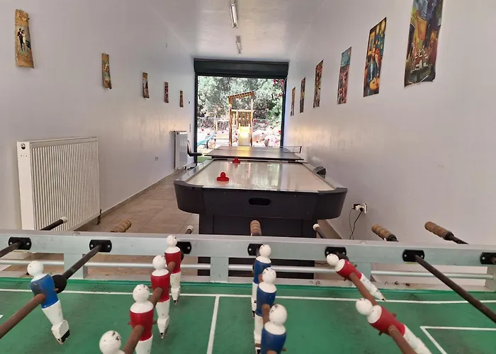 Anna- A Slice Of Heaven.