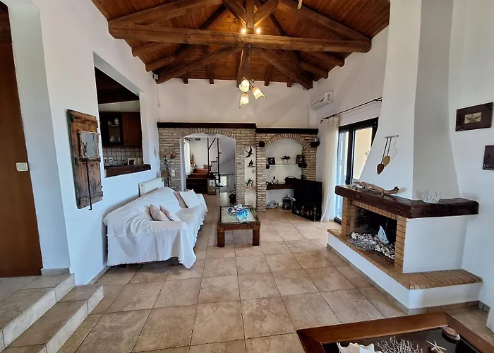 Anna- A Slice Of Heaven.