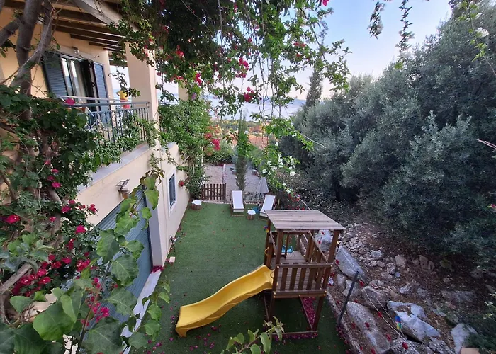 Anna- A Slice Of Heaven. וילה פורטו הלי